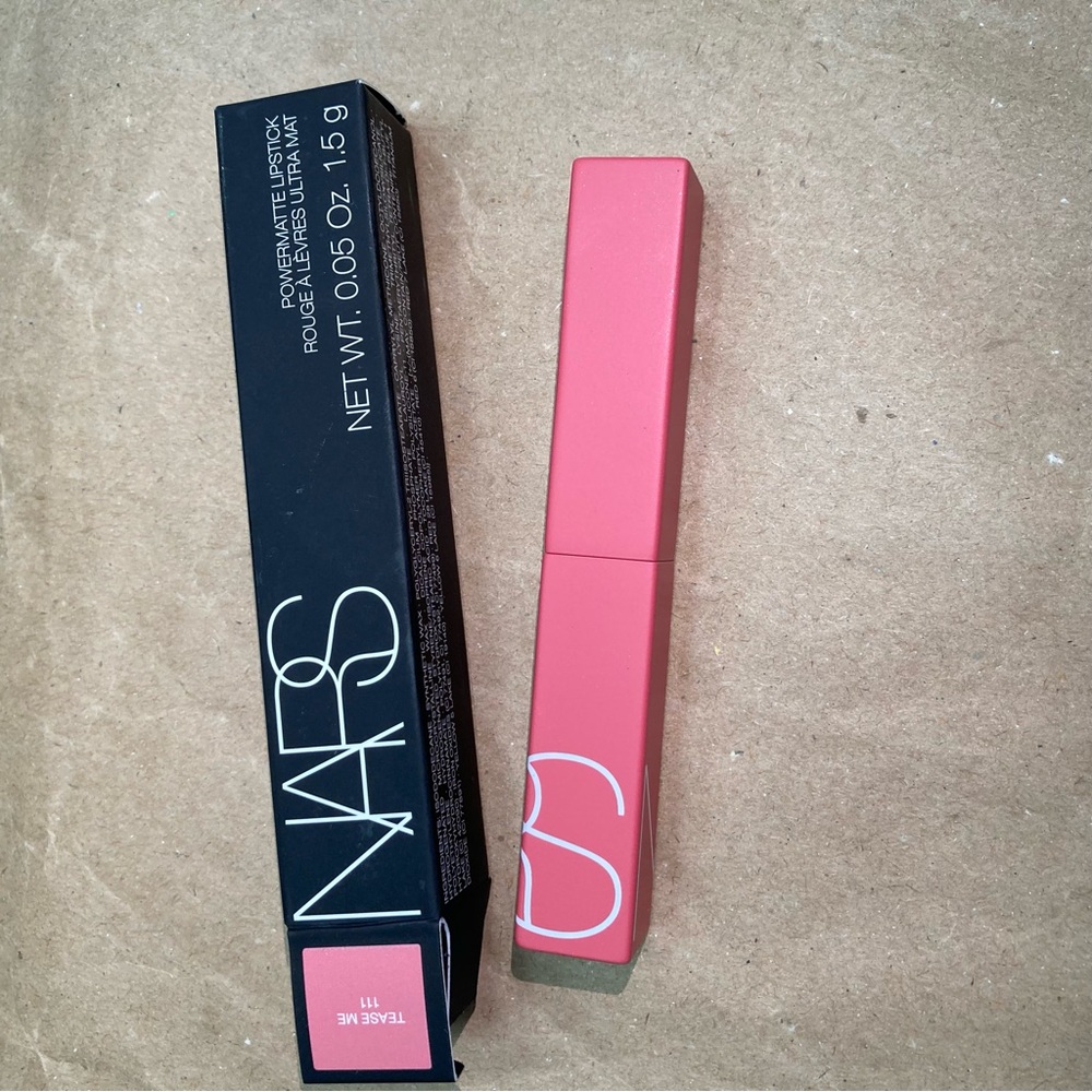 Nars lipstick (tease me)